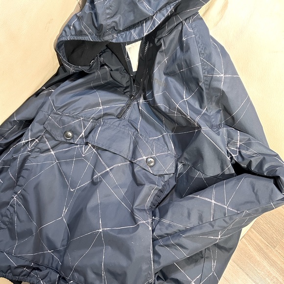 Bench Pullover lightweight jacket - Picture 4 of 6